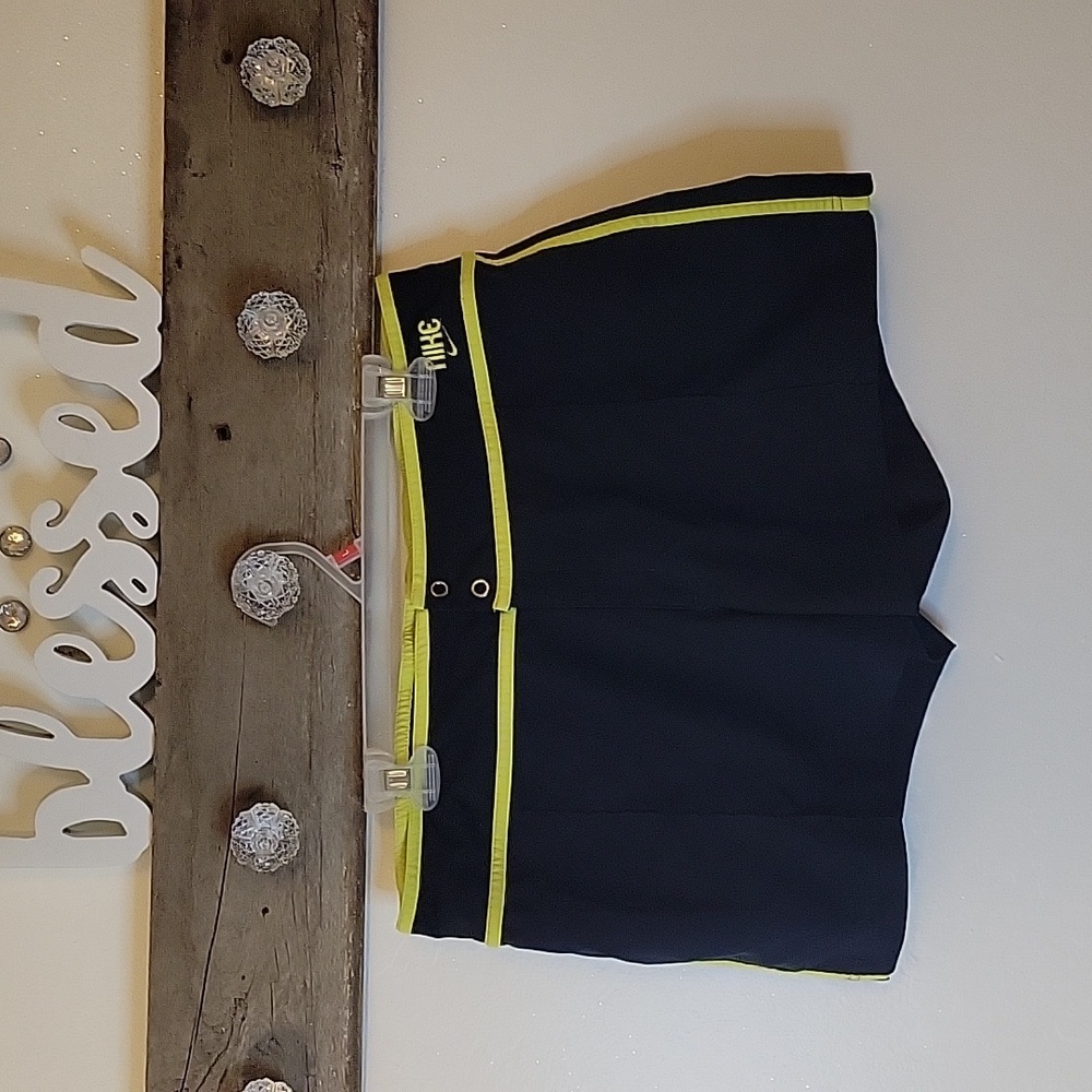 Nike Shorts SZ LG